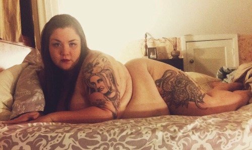 Porn Pics megabbwclub:    Fat girl with tats = hard