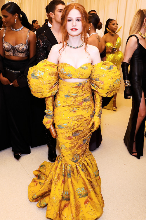 atomicwinter:MADELAINE PETSCHattends the 2022 Met Gala at the Metropolitan Museum of Art (May 2)