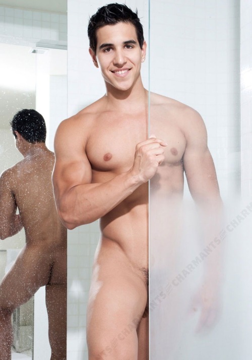 malebodyperfection:  Alan Valdez