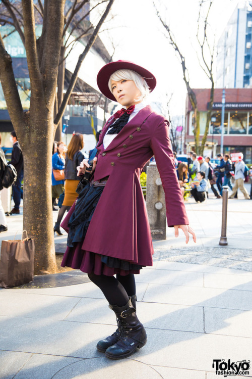 Sakuyan on the street in Harajuku wearing gothic/Victorian fashion by the Japanese brand Atelier Boz