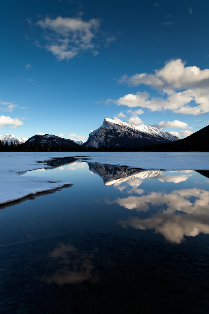 queerbodhi:  Vermilion Lake Mount Rundle Sunset, Banff by David Dong (2009)