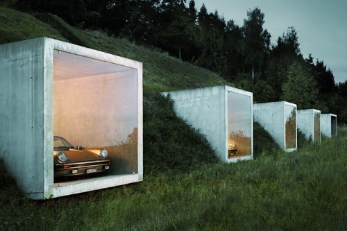 modernizing: Garagenatelier in Herdern by Peter Kunz. Peter Kunz Architects has designed a parking g
