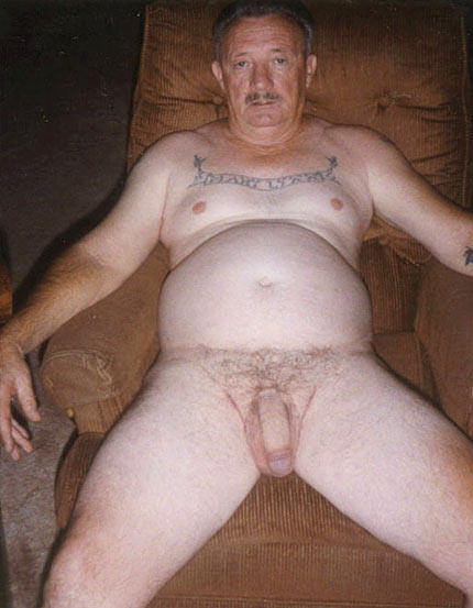 musweke:  musweke:  I like those dadds they have nice hungs. I wish to suck  I would lov to have fun and have your warm juice