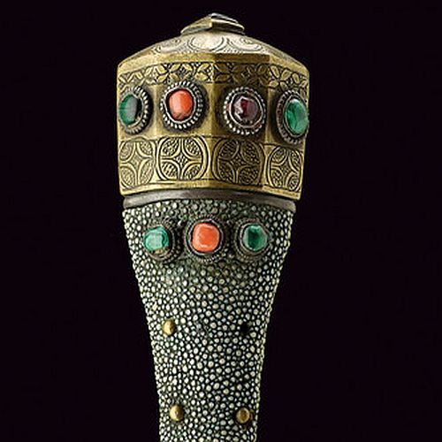 art-of-swords:  Tsep-sa Sword Dated: 19th century Culture: Tibetan Measurements: overall length 45 cm The sword features a straight, single-edged blade of typical shape, with a hollow brass quillon with external silver plating. The grip is covered with