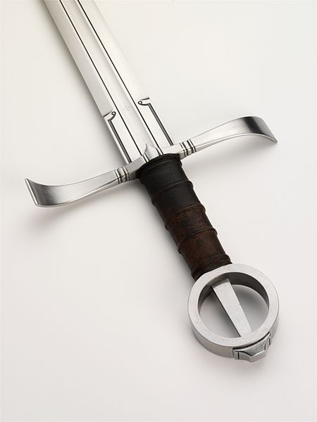 deusdwarf:  The Kern Limited Edition Irish Sword, XVI 
