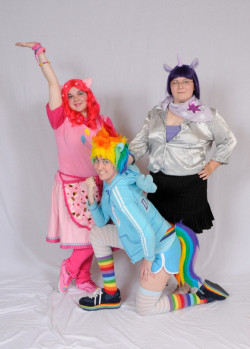 Lithefider:  Professional Photos We Got At The Kangle Media Booth At Animenext! 