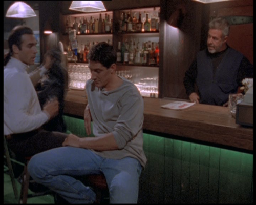 Methos screencaps * The MessengerThere’s one born every minute!Things I love about this scene: how a