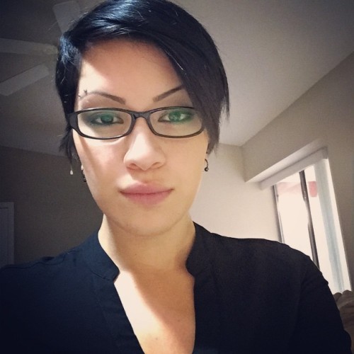 thejaderox: Ello #justme #selfie #girlswithglasses