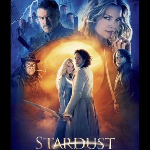 This is one of my top favorites movies! Somewhere in my top 10. #stardust #robertdeniro #michellepfeiffer #clairedianes #siennamiller #rickygervai #jasonfelmyng, #ruperteverett #markstrong