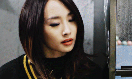 youngjis:  my mom told me to be careful of men- oh my gosh but i’m already in love 