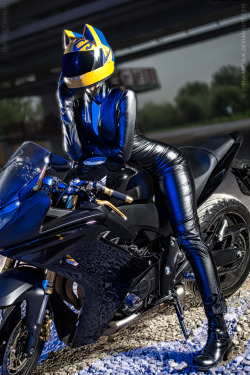 cosplayandanimes:  Celty Sturluson - Durarara source