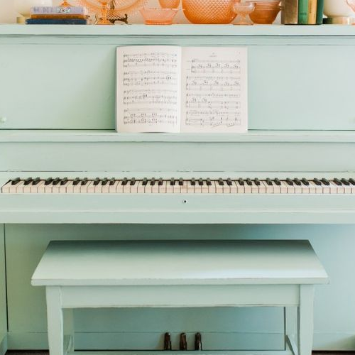 jazzymlm: mint + music mlm aesthetic-*- do not reblog if you’re a kink blog -*-