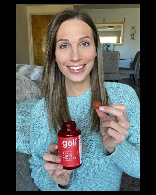 I have partnered with @goligummy because I’ve always known about the benefits of apple cider vinegar