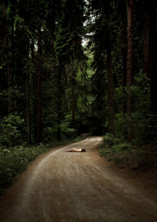 soniaszostak:  My works on TUMBLR! www.soniaszostak.com / Instagram @sonia_szostak! insolacion:  Sonia Szóstak  