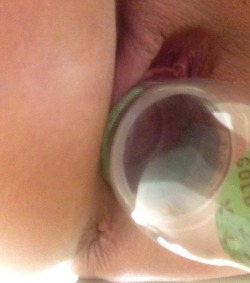 Lilcockwhore:  Little Bottle Stretching At The Office…  Wonderful Gape. Love Seeing