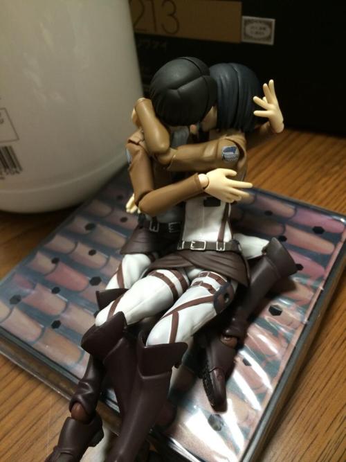  RivaMika Figma Theater: The KissBy naopai69  A few more semi-nsfw ones under the Read More (Ha)…    