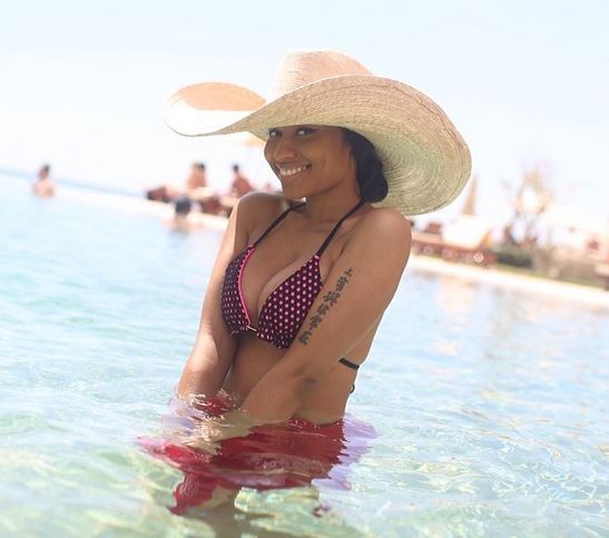 bosshonies:  Nicki Minaj is one of the most beautiful female hip hop artist i have