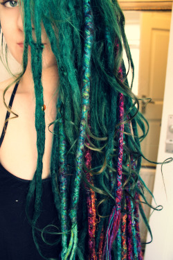 dyed-hair-dont-care:    