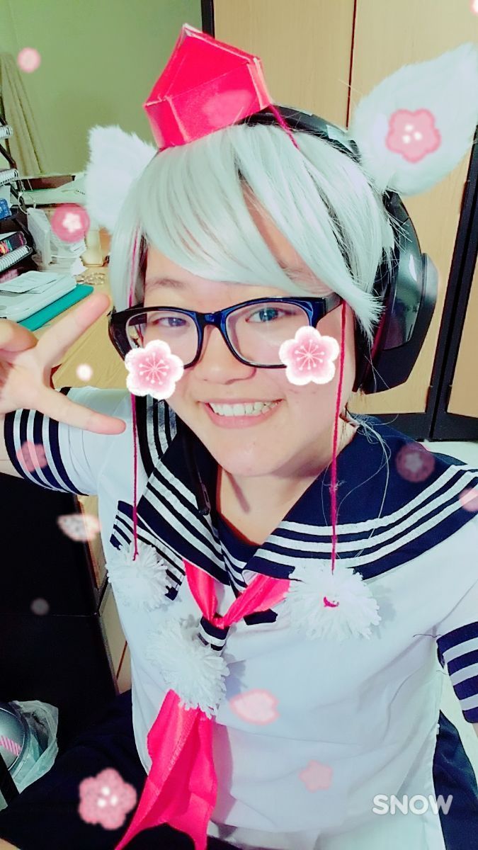 wolf-girls-going-awoo:  wolf-girls-going-awoo: My friend and streamer did a school