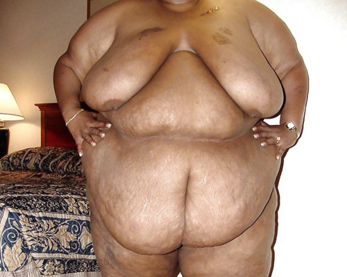 bbwssbbwlover:I Love a BBBW… them Big Black Mamas