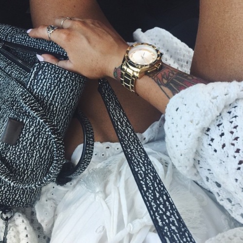 lustt-and-luxury:  http://Lustt-and-luxury.tumblr.com