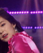 jiae:  get to know me meme: [1/5] favorite female biases red velvet’s irene 