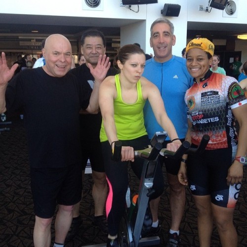deucedlydouce: #bikers #spin #charity event #racetoanyplace #pittsburgh at #Heinz field. We stay #f