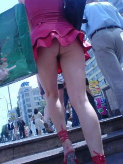 Upskirt -sakasa-