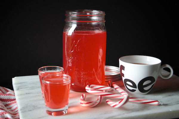 foodffs:  CANDY CANE VODKA  Really nice recipes. Every hour.         