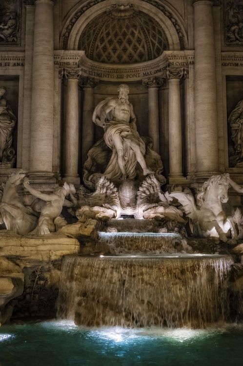 breathtakingdestinations:   Trevi Fountain - Rome - Italy (by Eugen Naiman) 