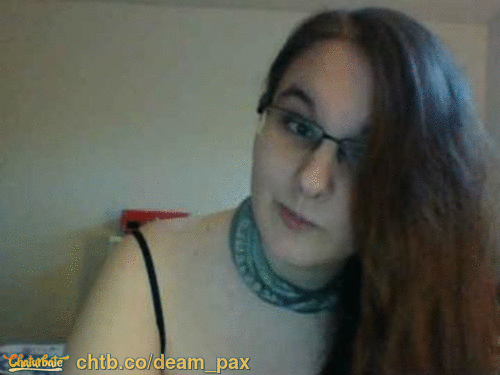 chtbsmls:  Stephanie (18, from Quebec, Canada) is on cam! Watch their free cam on