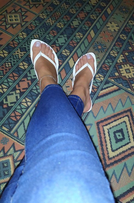 Unbelievablefeet:  Source: @Aritroconis - Unbelievablefeet.com