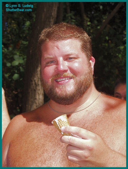 txbearguy:  only-bear: <3 _ <3  VeniceCub 