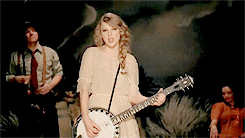 haleysjscotts:  Taylor Swift + Music Videos through out the eras