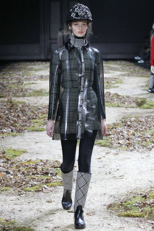 Paris Fashion Week - Days 7, 8 & 9Day 7Asymmetry was the element used by Stella McCartney (photo