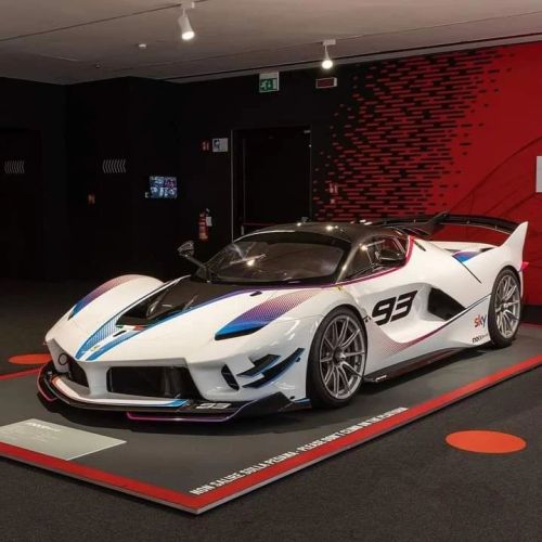 Ferrari FXXK Evo
📸: @museiferrari
https://www.instagram.com/p/CoNEf5qNdLq/?igshid=NGJjMDIxMWI=