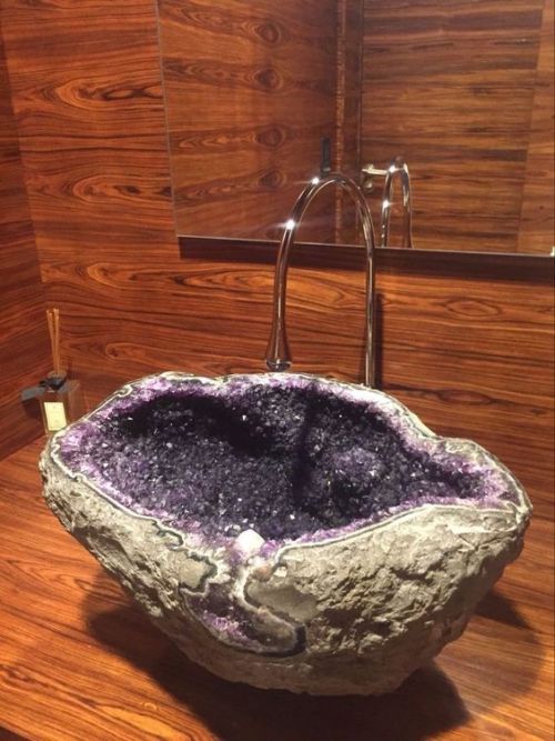 Crystal Sinks