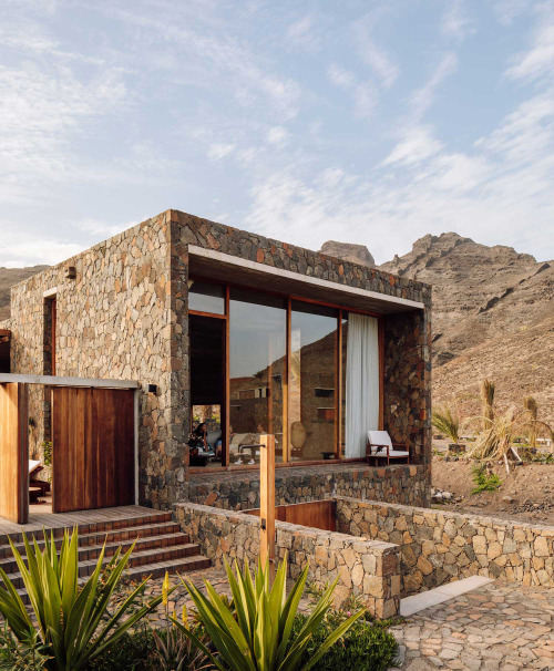 kazu721010: Barefoot Luxury Villas in Cabo Verde / Polo Architects &amp; Going EastPhotos © Francisco Nogueira