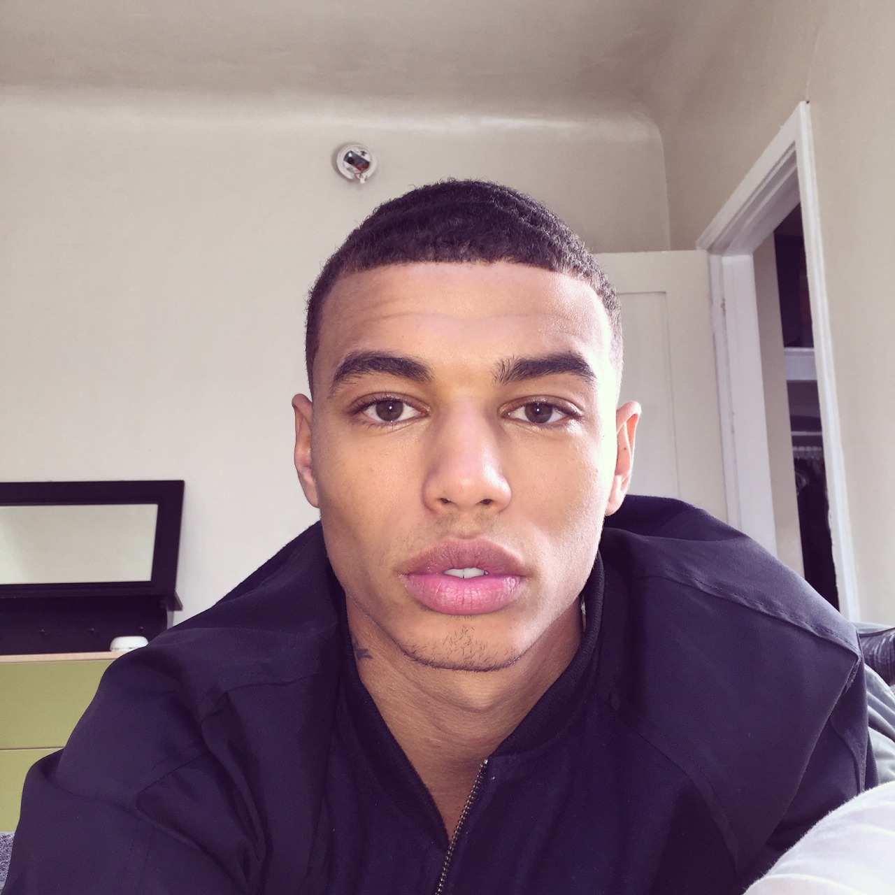 dshaepeee:  👋🏽👋🏽👋🏽