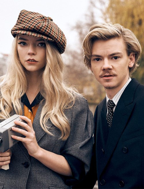 peterbparkers:ANYA TAYLOR-JOY, THOMAS BRODIE-SANGSTER› Netflix Queue, 2020. ph. Charlie Gray