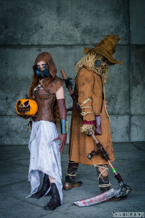 mistressoffear: The Lord and Lady of Nightmares on All Hallows Eve The Scarecrow: ScarecrowToxin Mis