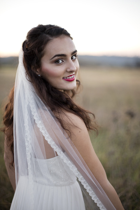 Make-up artist: Nikita Lauren Makeup
Model: Rachel March
Stylist: The Ivory Veil