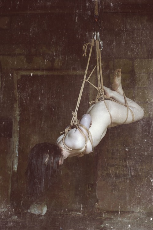 mastermhatter:  Getting rough with RedKali photos by ChrisD (http://purpleport.com/portfolio/chrisd3/?referrer=chrisd3) 