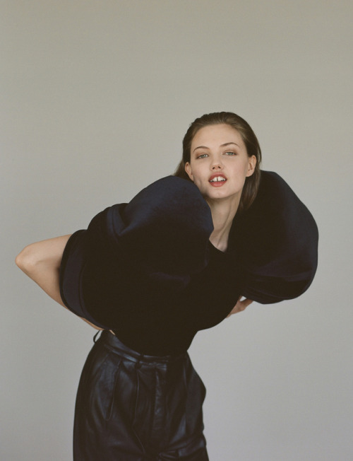  Lindsey Wixson wearing Melitta Baumeister and Altuzarra shot by Mark Rabadan for Collection Issue N