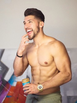 chestnbreast:Josh Leyva | US-american influencer | See this Instagram photo @thejoshleyva