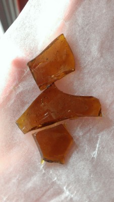 bexxababe:  It’s shatterday!
