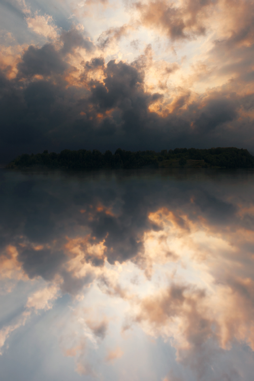 expressions-of-nature:  Island by: Anton Shvain