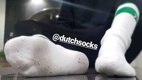 White tube socks in public #sockfeet #socksfetish #socks #sockworship #sexysocks #whitesocks #socked