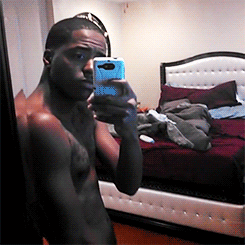 texaslove2013:  hugethingsss:  just_ movin’ mirror meat h u g e t h i n g ( s s