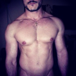 nigelandrewww:  blaaargh:  Gym progress!